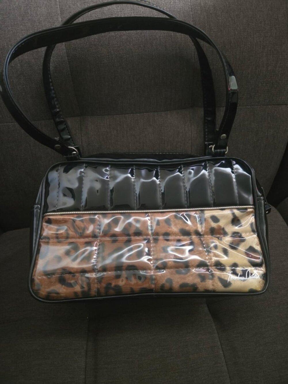 Trophy Queen Leopard Lincoln Purse